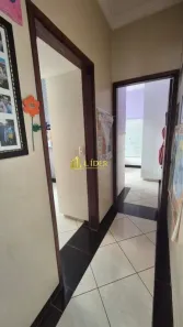 Casa com 3 Quartos à venda, 160m² no Jardim Brasília, Uberlândia