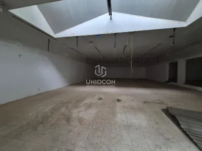 Ponto Comercial para alugar, 300m² no Centro, Franca