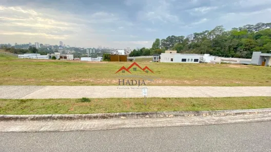 Lote/Terreno à venda, 700m² no Jardim Santa Teresa, Jundiaí