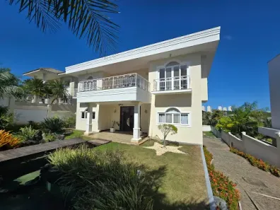 Casa de Condomínio com 5 Quartos para alugar, 1000m² no Piatã, Salvador