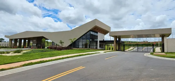 Lote/Terreno à venda, 270m² no Condomínio Vinhas, Senador Canedo