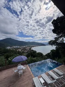 Casa de Condomínio com 4 Quartos à venda, 250m² no Praia Toninhas, Ubatuba