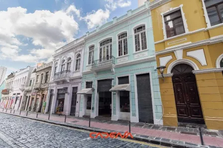 Imóvel Comercial com 3 Quartos à venda, 273m² no Centro, Curitiba