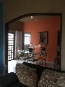 Casa com 3 Quartos à venda, 130m² no Jardim Santo Antônio, São José do Rio Preto