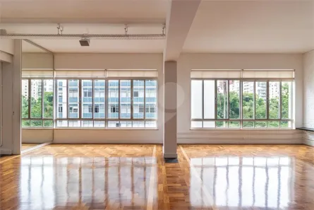 Apartamento com 3 Quartos à venda, 225m² no Higienópolis, São Paulo