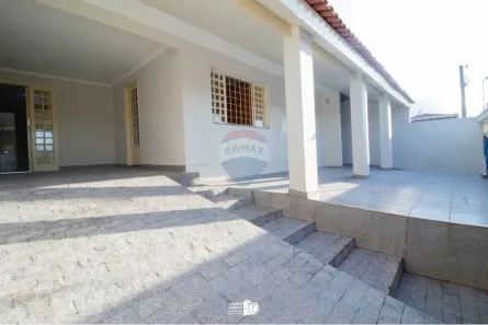 Casa com 3 Quartos à venda, 235m² no Jardim Novo II, Mogi Guaçu