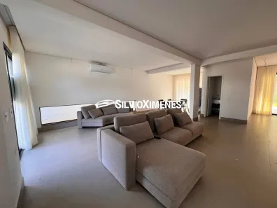 Casa de Condomínio com 3 Quartos para alugar, 209m² no Garças, Belo Horizonte
