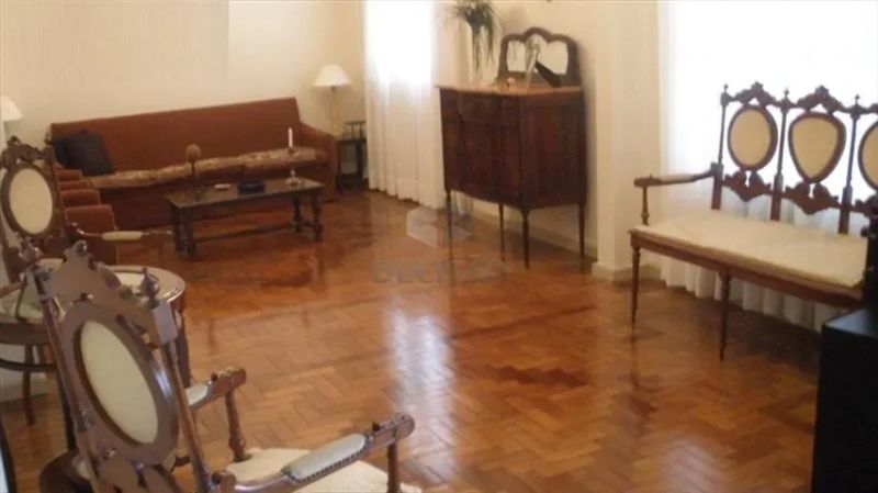 Casa com 4 quartos — Santa Efigênia, Belo Horizonte