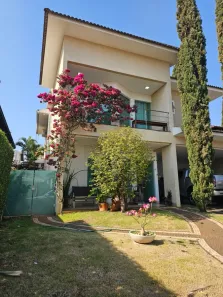 Sobrado com 4 Quartos à venda, 378m² no Jardim Europa, Goiânia