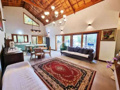 Fazenda/Sítio com 4 Quartos à venda, 250m² no Rio Preto, Santo Antônio do Pinhal