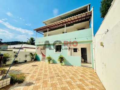 Casa com 2 Quartos à venda, 126m² no Taquara, Rio de Janeiro