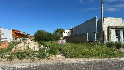 Lote/Terreno à venda, 300m² no Capão Novo, Capão da Canoa