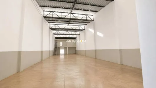 Galpão/Depósito/Armazém à venda, 405m² no Parque Santa Hilda, Franca