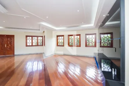 Casa com 4 Quartos à venda, 570m² no Vila Rosaria, São Paulo