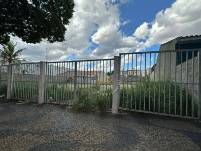 Lote/Terreno à venda, 360m² no Jardim do Lago, Campinas