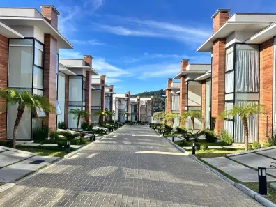 Casa com 5 Quartos à venda, 262m² no Tijuca, Teresópolis