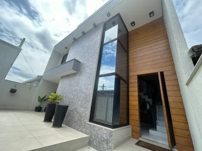 Casa de Condomínio com 3 Quartos à venda, 270m² no Campo Grande, Rio de Janeiro
