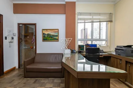 Sala Comercial com 1 Quarto à venda, 40m² no Centro, Curitiba