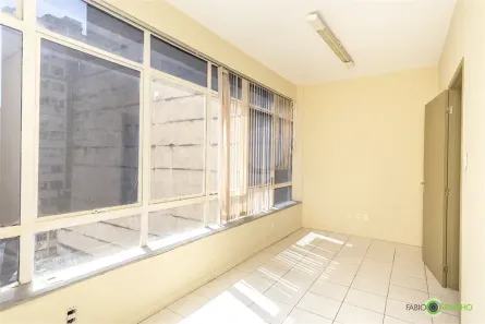 Sala Comercial para alugar, 37m² no Centro Histórico, Porto Alegre