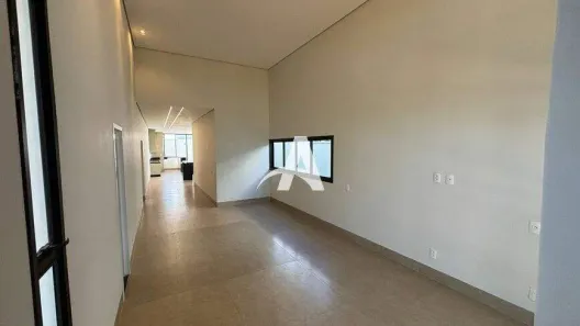 Casa de Condomínio com 3 Quartos para alugar, 215m² no Gávea, Uberlândia