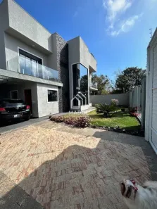 Sobrado com 3 Quartos à venda, 210m² no Jardim Carvalho, Ponta Grossa