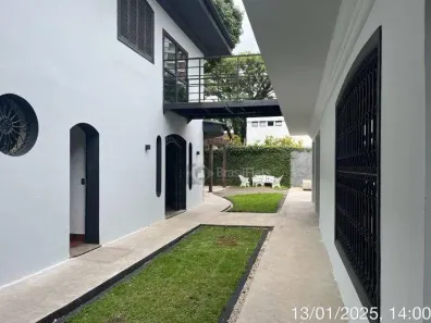 Imóvel Comercial com 12 Quartos para alugar, 530m² no Alto de Pinheiros, São Paulo