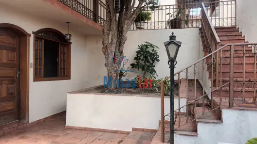 Casa com 5 Quartos à venda, 116m² no Paraíso, Belo Horizonte