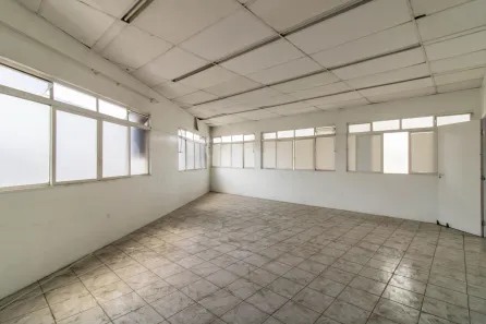 Casa com 1 Quarto para alugar, 350m² no Centro, Guarulhos