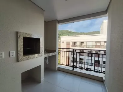 Apartamento com 2 Quartos para alugar, 65m² no Itacorubi, Florianópolis