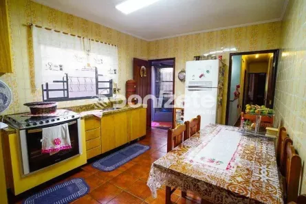 Casa com 4 Quartos à venda, 174m² no Vila Alzira, Santo André