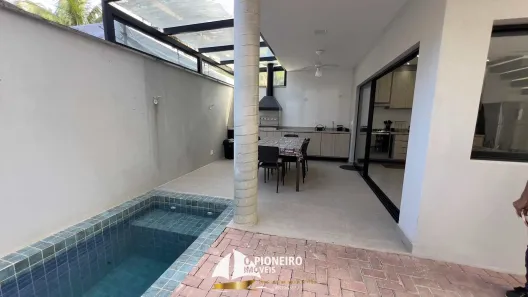Casa de Condomínio com 3 Quartos à venda, 130m² no Maresias, São Sebastião