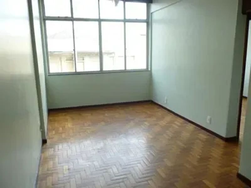 Apartamento com 2 quartos — Centro, Belo Horizonte
