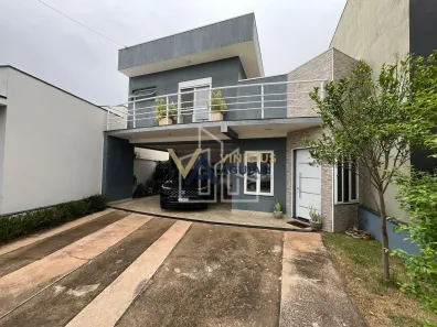 Casa com 3 Quartos para venda ou aluguel, 231m² no Loteamento Terras de São Pedro e São Paulo, Salto