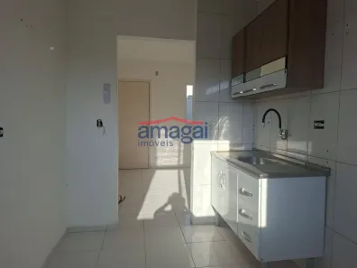 Apartamento com 2 Quartos para alugar, 45m² no Bairro do Colonia, Jacareí