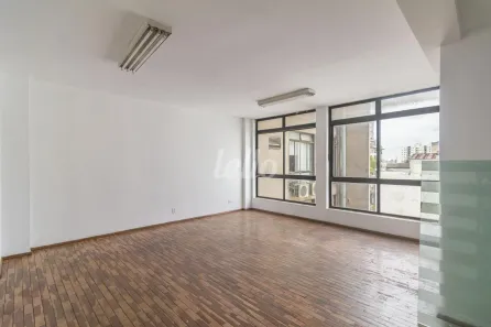 Sala Comercial para alugar, 34m² no Liberdade, São Paulo