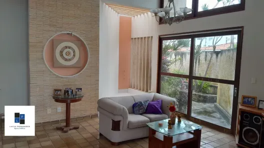 Casa com 3 Quartos à venda, 211m² no Lagoa Nova, Natal