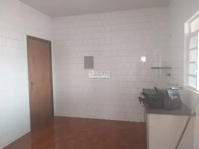 Apartamento com 2 Quartos para alugar, 97m² no Santa Maria, Uberaba