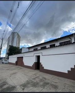 Sobrado com 4 Quartos à venda, 134m² no Setor Leste Universitário, Goiânia