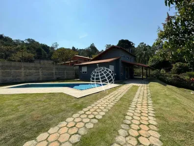 Fazenda/Sítio com 3 Quartos à venda, 162m² no Estância San Remo, Atibaia