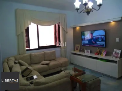 Casa com 4 Quartos à venda, 174m² no Santa Cecília, Porto Alegre