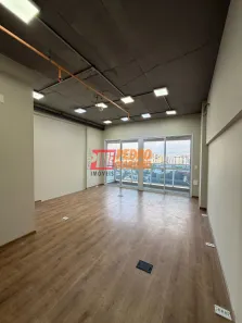 Sala Comercial à venda, 36m² no Baeta Neves, São Bernardo do Campo