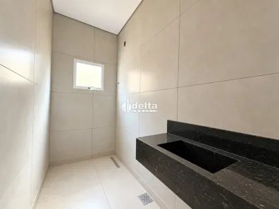 Casa com 3 Quartos à venda, 143m² no Jardim das Palmeiras, Uberlândia