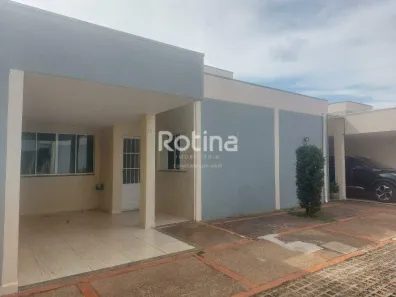 Casa de Condomínio com 2 Quartos para alugar, 47m² no Novo Mundo, Uberlândia