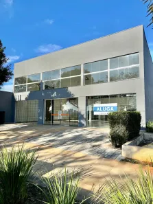 Prédio Comercial para alugar, 498m² no Zona 08, Maringá