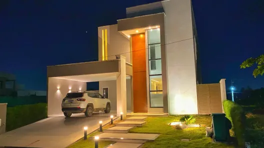 Casa de Condomínio com 4 Quartos para alugar, 260m² no , Eusébio