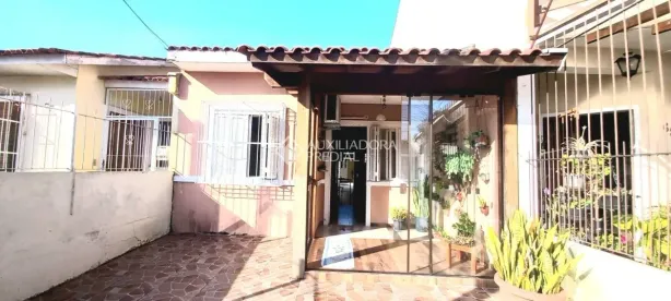 Casa com 2 Quartos à venda, 60m² no Hípica, Porto Alegre