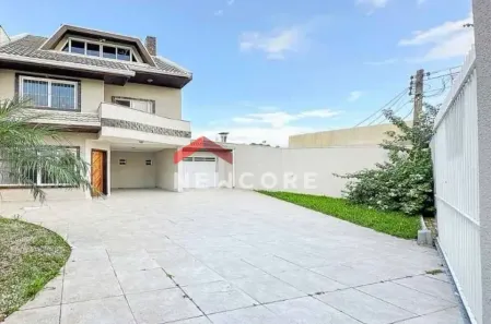 Sobrado com 4 Quartos à venda, 191m² no Bom Retiro, Curitiba
