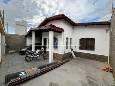 Imóvel Comercial com 3 Quartos à venda, 300m² no Taboão, Bragança Paulista