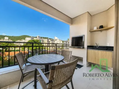 Apartamento com 3 Quartos para alugar, 100m² no Jurerê, Florianópolis
