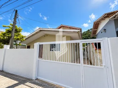 Casa com 2 Quartos para alugar, 70m² no Valparaiso, Blumenau